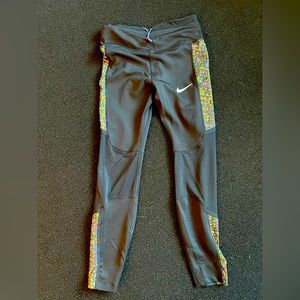 Nike leggings - size small